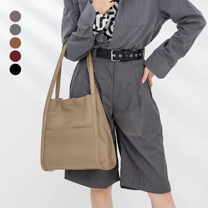 Crossbody-Tasche aus Leder mit großem Fassungsvermögen