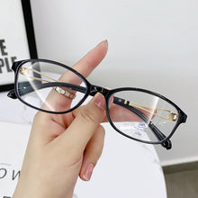 Laden Sie das Bild in den Galerie-Viewer, Anti-Blaulicht-Brille für Menschen mittleren und höheren Alters