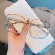 Laden Sie das Bild in den Galerie-Viewer, Tragbare Anti-Blaulicht-Lesebrille