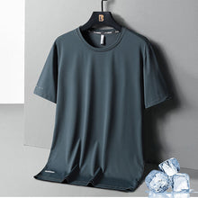 Laden Sie das Bild in den Galerie-Viewer, Rundhals-T-Shirt aus Eisseide