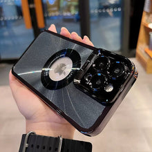 Laden Sie das Bild in den Galerie-Viewer, Magnetische iPhone-Hülle mit Objektivhalterung