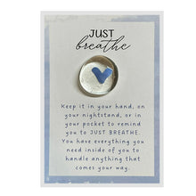 Laden Sie das Bild in den Galerie-Viewer, 🌈Mini-Taschenherz Kardinal aus Glas - Freundschaftsgeschenk