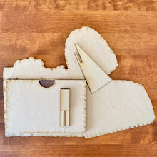 Laden Sie das Bild in den Galerie-Viewer, Spoof Fotorahmen aus Holz