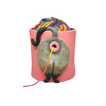 Laden Sie das Bild in den Galerie-Viewer, Katze Hintern Wollaufbewahrungsornament