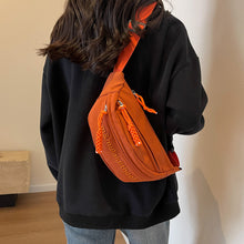 Laden Sie das Bild in den Galerie-Viewer, Mode Stickerei Brief Brust Tasche