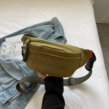 Laden Sie das Bild in den Galerie-Viewer, Mode Stickerei Brief Brust Tasche
