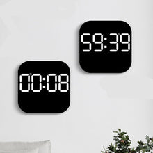 Laden Sie das Bild in den Galerie-Viewer, Quadratische LED-Uhr zum Aufhängen oder Aufstellen
