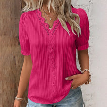 Laden Sie das Bild in den Galerie-Viewer, Elegante Bluse mit V-Ausschnitt und schlichter Spitze