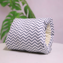 Laden Sie das Bild in den Galerie-Viewer, Weiches und bequemes Stillkissen