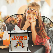 Laden Sie das Bild in den Galerie-Viewer, Horrorfigur Jack Lantern Holzdekoration