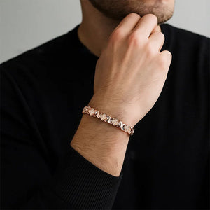 Elegantes Blumenarmband aus Kupfer