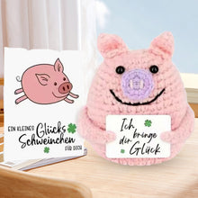 Laden Sie das Bild in den Galerie-Viewer, Rosa gestrickte Schweinchenpuppe
