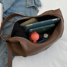 Laden Sie das Bild in den Galerie-Viewer, Tote Tasche aus weichem Veganleder für Frauen