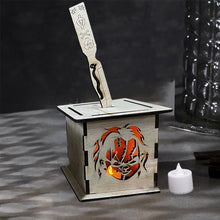 Laden Sie das Bild in den Galerie-Viewer, Horrorfigur Jack Lantern Holzdekoration