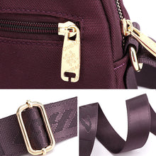 Laden Sie das Bild in den Galerie-Viewer, Shoulder small capacity shell bag