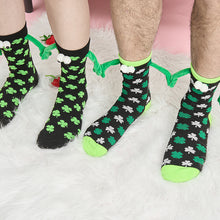 Laden Sie das Bild in den Galerie-Viewer, Paar Liebe Magnet hält Hände Socken