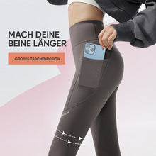 Laden Sie das Bild in den Galerie-Viewer, Outdoor Sport Alphabet Yogahose