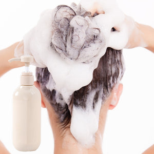Kirschblütenshampoo oder Duschgel