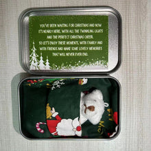 Laden Sie das Bild in den Galerie-Viewer, Weihnachts-Plüschbär-Geschenk
