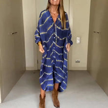 Laden Sie das Bild in den Galerie-Viewer, Lockeres Kleid mit V-Ausschnitt