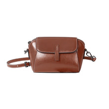 Laden Sie das Bild in den Galerie-Viewer, Mode Leder Handytasche