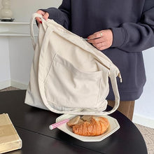 Laden Sie das Bild in den Galerie-Viewer, Cordsamt-Tasche mit großem Fassungsvermögen