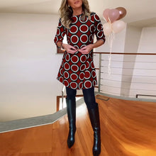 Laden Sie das Bild in den Galerie-Viewer, Lässiges Kleid mit Rundhalsausschnitt und Kreis-Print