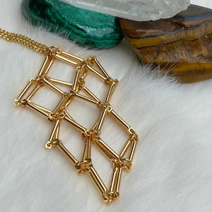 Halskette mit Kristallstein-Halter