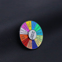 Laden Sie das Bild in den Galerie-Viewer, Kreative drehbare Roulette-Brosche