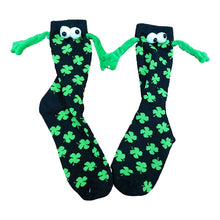 Laden Sie das Bild in den Galerie-Viewer, Paar Liebe Magnet hält Hände Socken