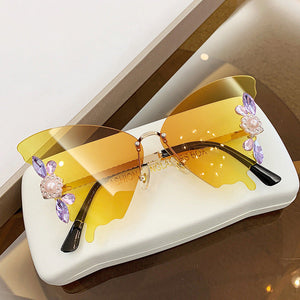 Sonnenbrille mit Diamant-Schmetterlingsverlauf