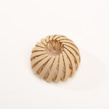 Laden Sie das Bild in den Galerie-Viewer, Lazy Bird's Nest Plate Hairpin