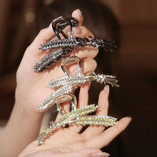 Laden Sie das Bild in den Galerie-Viewer, Metall-Haarspange in Form eines Weizenohrs