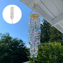 Laden Sie das Bild in den Galerie-Viewer, Aurora Windspiel aus Kristallglas