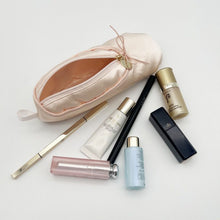 Laden Sie das Bild in den Galerie-Viewer, Ballettschuhe Kosmetiktasche