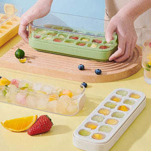 Eiswürfelschalen aus Silikon zum Pressen