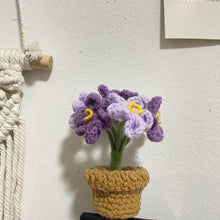 Laden Sie das Bild in den Galerie-Viewer, Handgemachte gestrickte Blumen