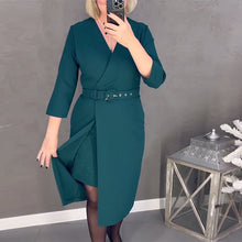 Laden Sie das Bild in den Galerie-Viewer, Kleid mit halblangen Ärmeln, gekreuztem V-Ausschnitt und Temperament und Gürtel