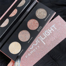 Laden Sie das Bild in den Galerie-Viewer, Vierfarbige Galaxy Diamond Lidschattenpalette