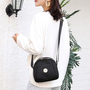 Shoulder small capacity shell bag