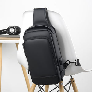 Brusttasche mit Passwortschutz für Herren
