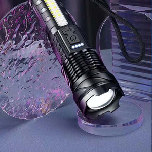 Ultrahelle Taschenlampe mit weißem Laser und großer Reichweite