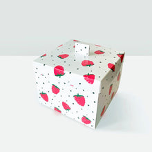 Laden Sie das Bild in den Galerie-Viewer, Magischer fliegender Schmetterling