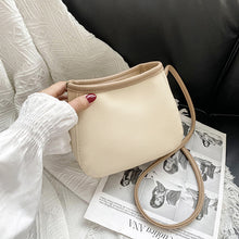 Laden Sie das Bild in den Galerie-Viewer, Einfache Crossbody-Umhängetasche