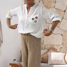 Laden Sie das Bild in den Galerie-Viewer, Lässige Bluse mit Blumendruck und Tasche