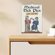 Laden Sie das Bild in den Galerie-Viewer, Mittelalterliche Schwanzbilder - Kalender 2025