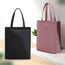 Laden Sie das Bild in den Galerie-Viewer, Vielseitige einfarbige Handtasche