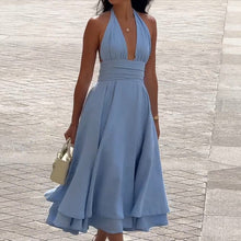 Laden Sie das Bild in den Galerie-Viewer, Neckholder-Kleid in Volltonfarbe, leger