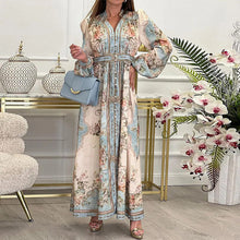 Laden Sie das Bild in den Galerie-Viewer, Elegantes langes Kleid mit Vintage-Print