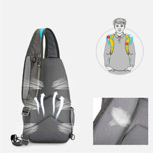 Laden Sie das Bild in den Galerie-Viewer, Wasserdichte Sport-Brusttasche